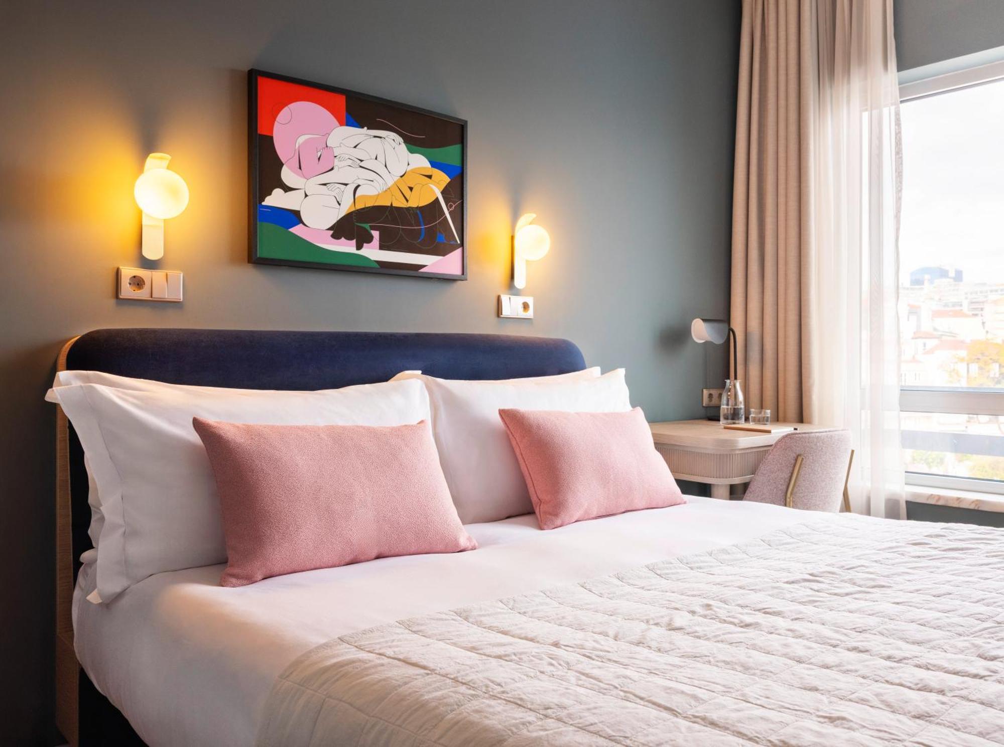 Standard Room,1659087676:JPEG